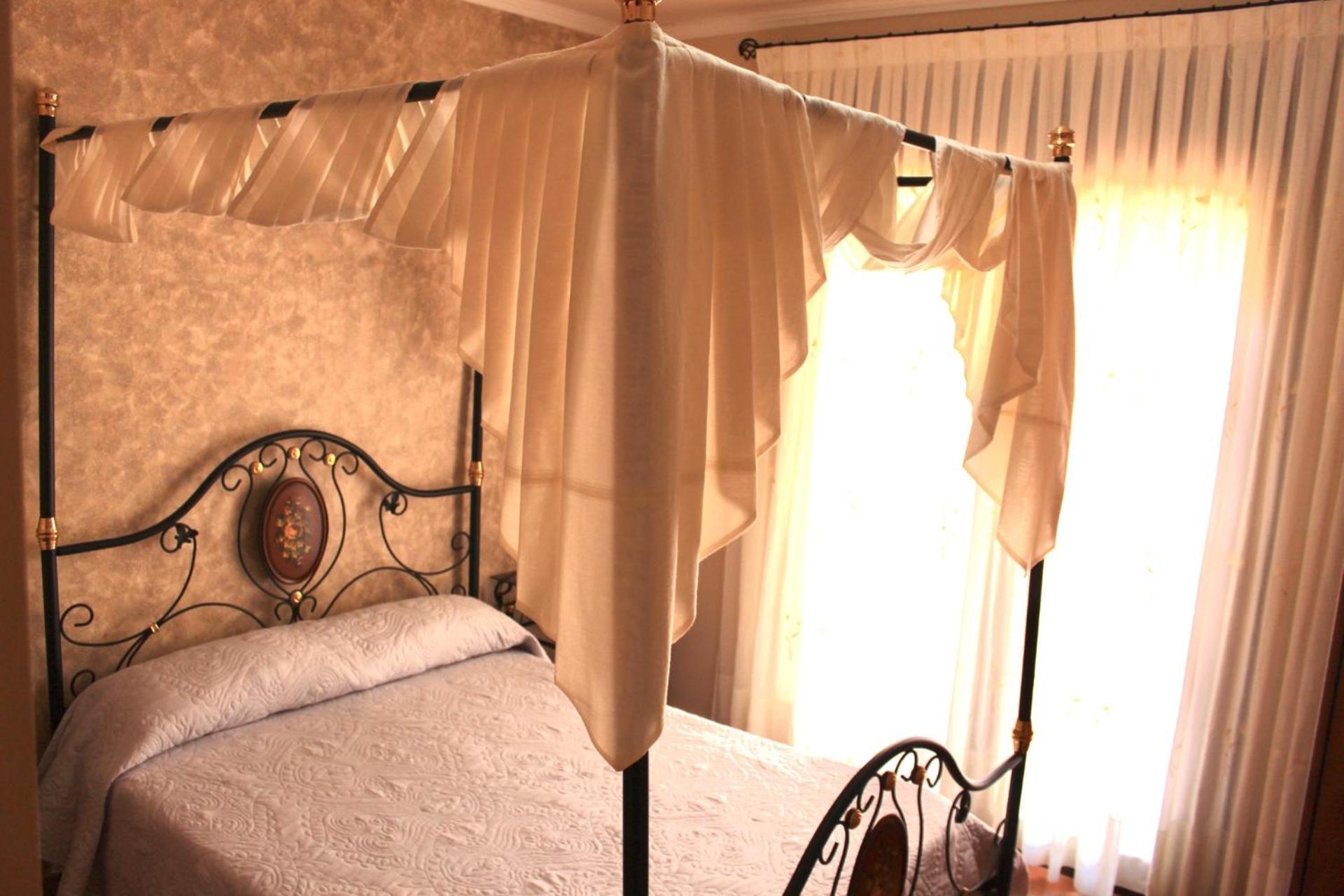 Ca L'Angels Hotell Prat de Comte Eksteriør bilde